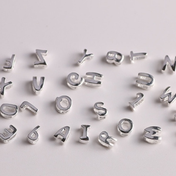 Tiffany Notes Alphabet Disc Charm In Silver On A Letters A-Z Tiffany - Foto 8